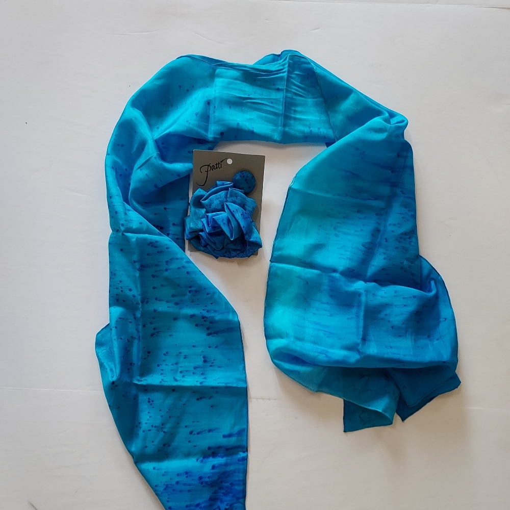 Vintage DEADSTOCK Blue Batik dyed Silk Scarve, brooch & earring